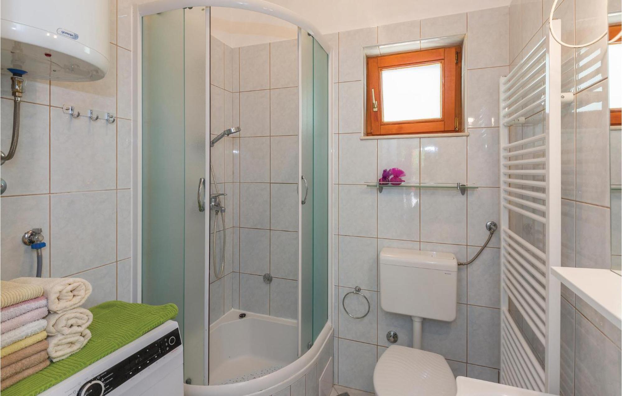 Lovely Apartment In Makarska With Wifi Luaran gambar